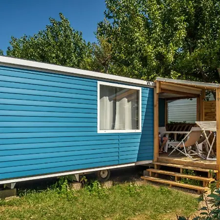 Riez La Vie 4 Campsite *
